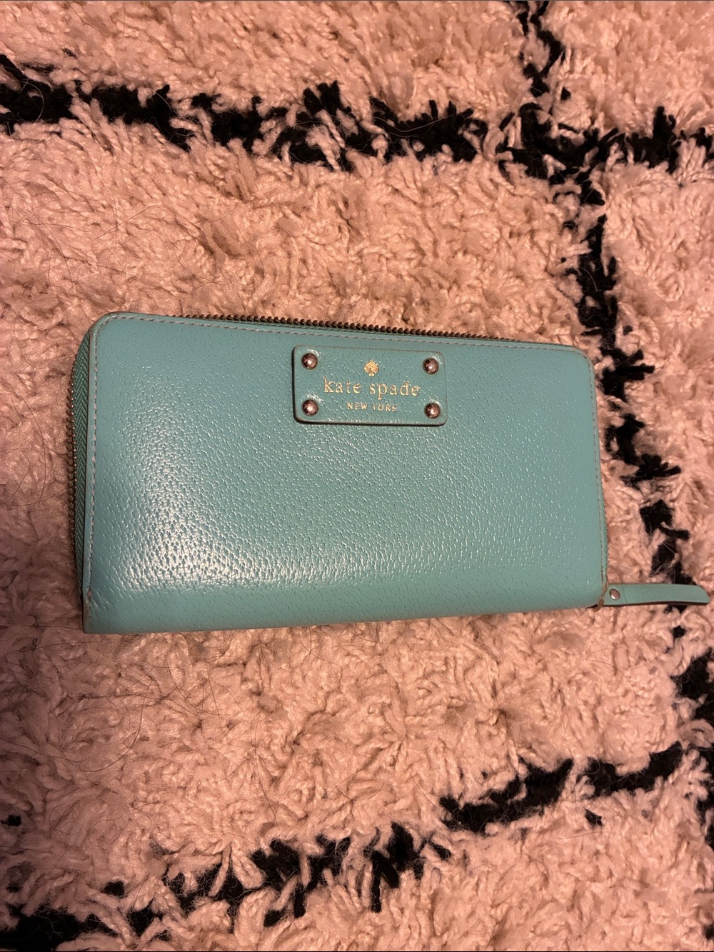kate spade Pebbled Zip-Around Wallet in Aqua